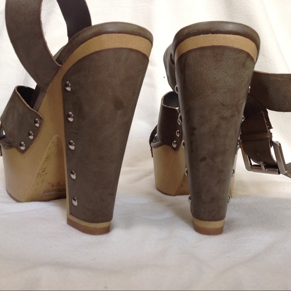 Gomax Limited Edition tan Platform sandal size 8.5 - Picture 6 of 8